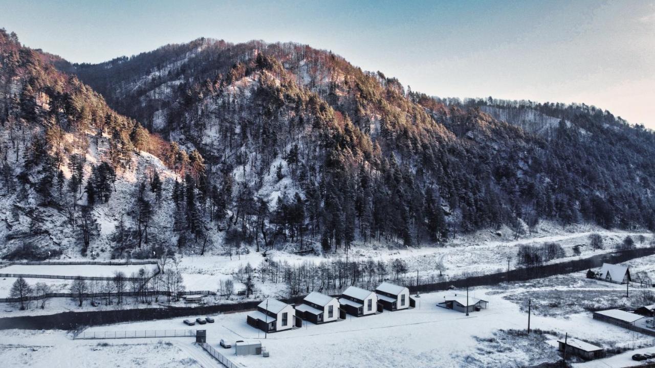 Complex Lunlo Village Brezoi Exterior foto