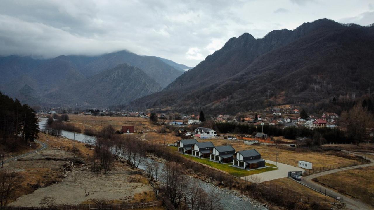 Complex Lunlo Village Brezoi Exterior foto