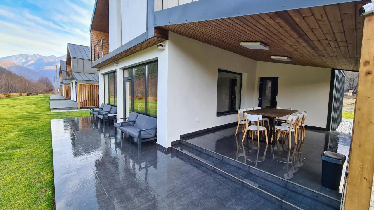 Complex Lunlo Village Brezoi Exterior foto